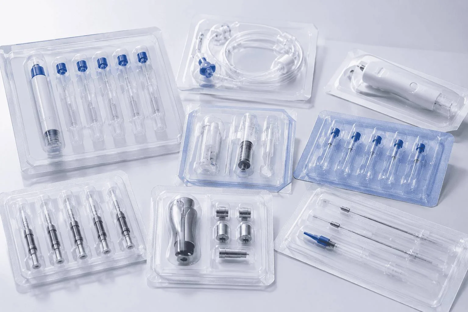 Thermoformed medical device blister packaging for single-use products